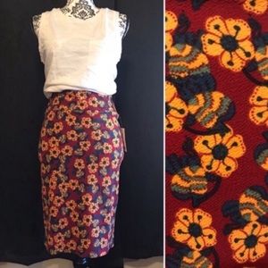 LuLaRoe - NWT XS Cassie Pencil Skirt - Floral